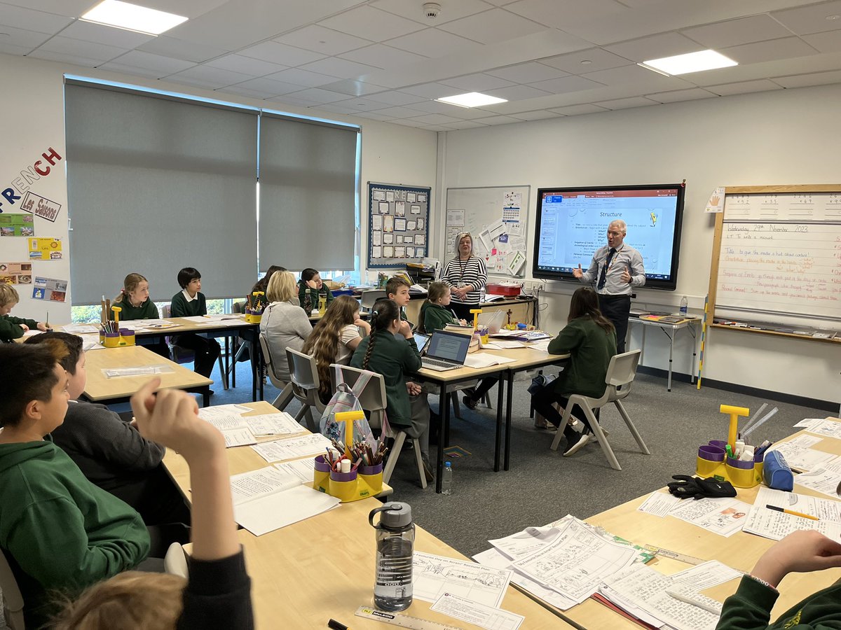 Our #Classof2024 had a great introductory visit from @Colinfrew3 and Mrs McIlroy from @LargsAcademy to kick-start our #transition! Thank you for coming along and answering our questions. We are looking forward to the quiz! 😊
#RRSA #Article3 #Article28 #Article29 @AliAllan_PLL