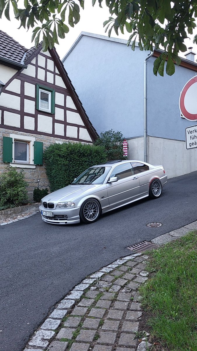 7Sladyy's tweet photo. @flyinguwe Mein e46 330ci https://t.co/qCVwqdhIkU