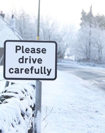 If you are waking to snow this morning and need to travel, be prepared and drive to suit conditions. Allow more time for journeys & ensure you and your car are ready for all eventualities. #RoadSafety #Preparedness #winter #winterdriving
