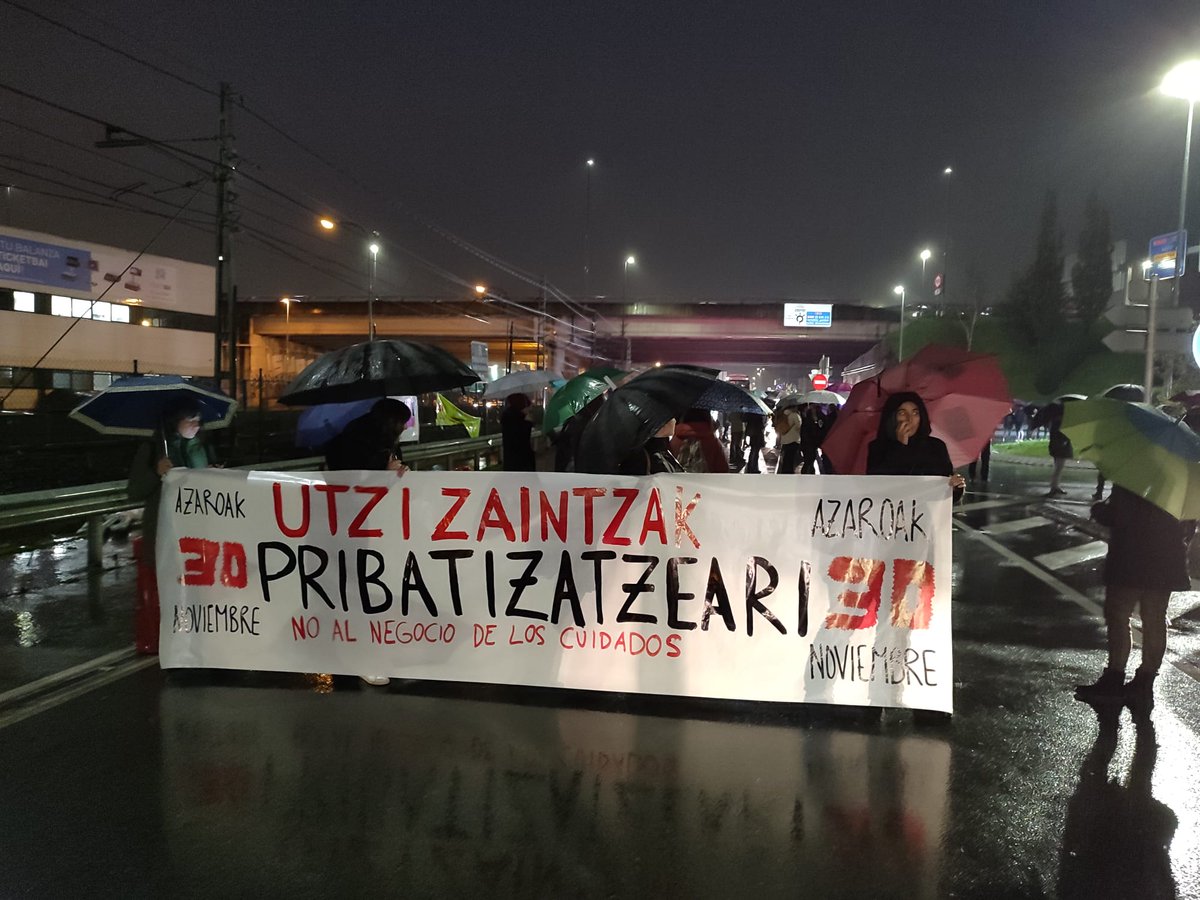 LAB_eskumaldea's tweet image. Gaur goizean GREBA FEMINISTA OROKORREAN #Zamudio eta #Derio-ko kaleak moztu ditugu. ZAINTZA SISTEMA PUBLIKO ETA KOMUNITARIOAREN ALDE, DENAK GREBARA!

#GrebaFeministaOrokorra
#HuelgaFeministaGeneral
#ZaintzaEskubideKolektiboa