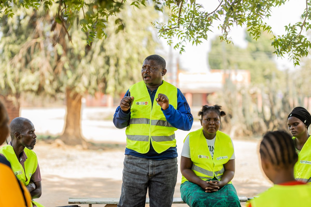 🌟 Let's stand together for change during the #16DaysOfActivism! 👫 Child marriage persists due to cultural norms, but WE can break the cycle. Initiate dialogues with community leaders, elders and influencers to  create a future free from gender inequality!  #EndChildMarriage