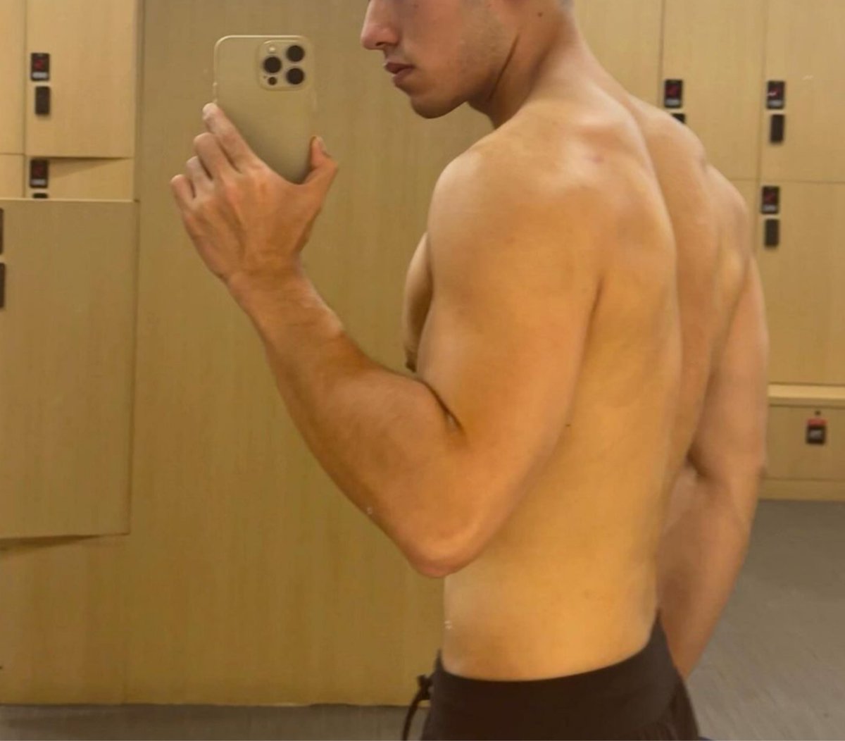 莊弘琦 (@zhunghngq2) on Twitter photo 