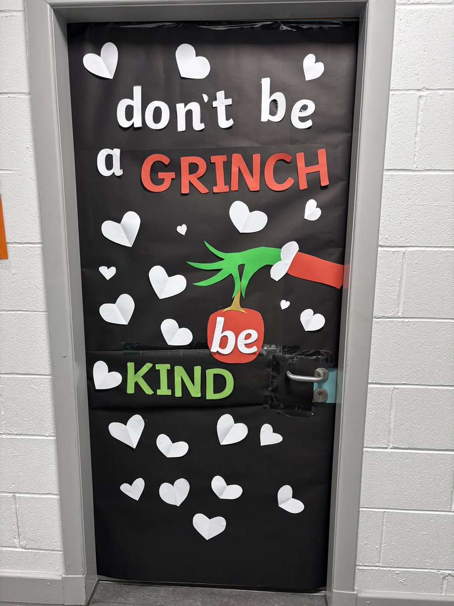 An oldie but goodie #xmasdoor getting ready for Advent #bekind #fundraising @MrSwol_ThinkRE @mariannemccoy10 @MrsHernonTweets @HolyroodSec