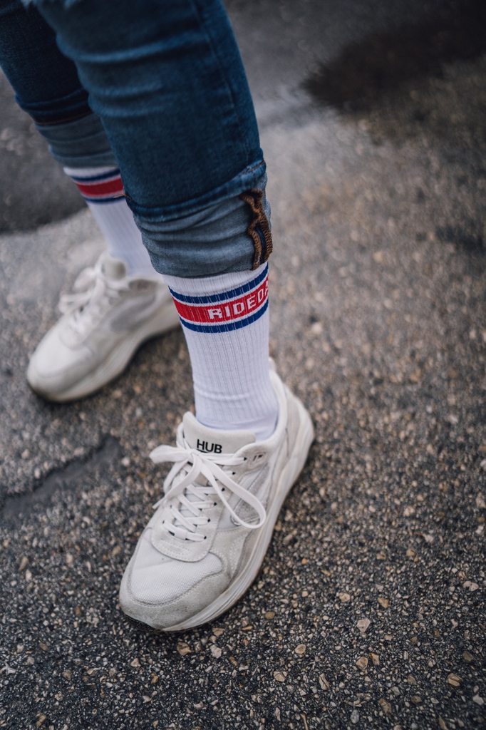 CoisCycling's tweet image. RES(t)OCK

Our Rideday Retro Crew Socks are back in stock!

💚🖤
or
❤️💙

#sockgame #sockdoping #crewsocks #kitgame #socks #cyclist