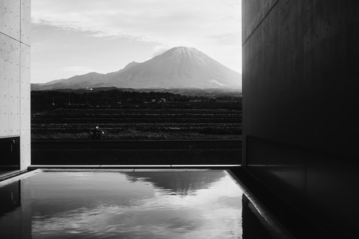 goo922's tweet photo. 大山,001

#キハルフォト
#photography
#blackandwhite
#上田正治美術館
#大山
#sigma
#dp2merrill
#bw
#japan
#streetphotography https://t.co/GgU8X4Ss0x