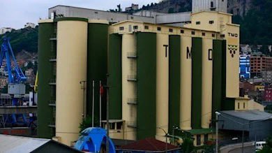 ankara_kusu's tweet photo. Konya Çumra’da devlete ait Toprak Mahsulleri Ofisi’nin kiraladığı depoda 7500 ton buğday çalınmış https://t.co/j5gBEzi4Ub