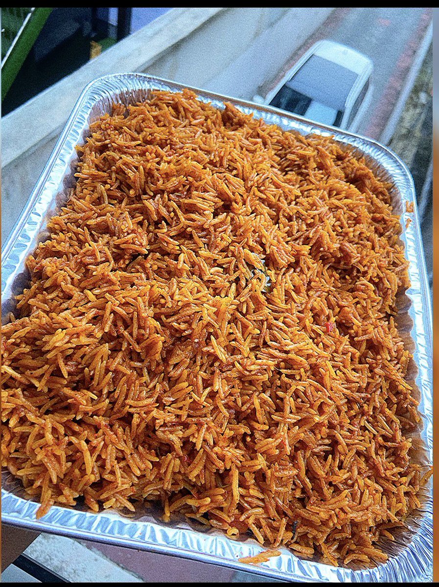 livanahskitchen's tweet photo. Our Christmas menu do land oooo ….. make una rush us ooo https://t.co/cIIzMx35uW