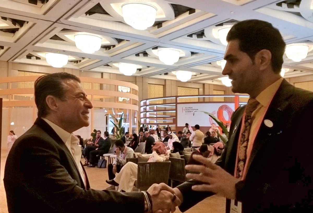 Delighted to Meet <a href="/PeterDiamandis/">Peter H. Diamandis, MD</a>  the real Futurepreneur, and having Jose <a href="/cordeiro/">José Cordeiro #TransVision #Future #HumanityPlus</a> in <a href="/hevolution_f/">Hevolution Foundation</a> Foundation Summit in Riyadh(KSA) and talking about my book "TheRise of Futurepreneurship" which is the result of what I have learned from him in the last 10 years.
I will soon