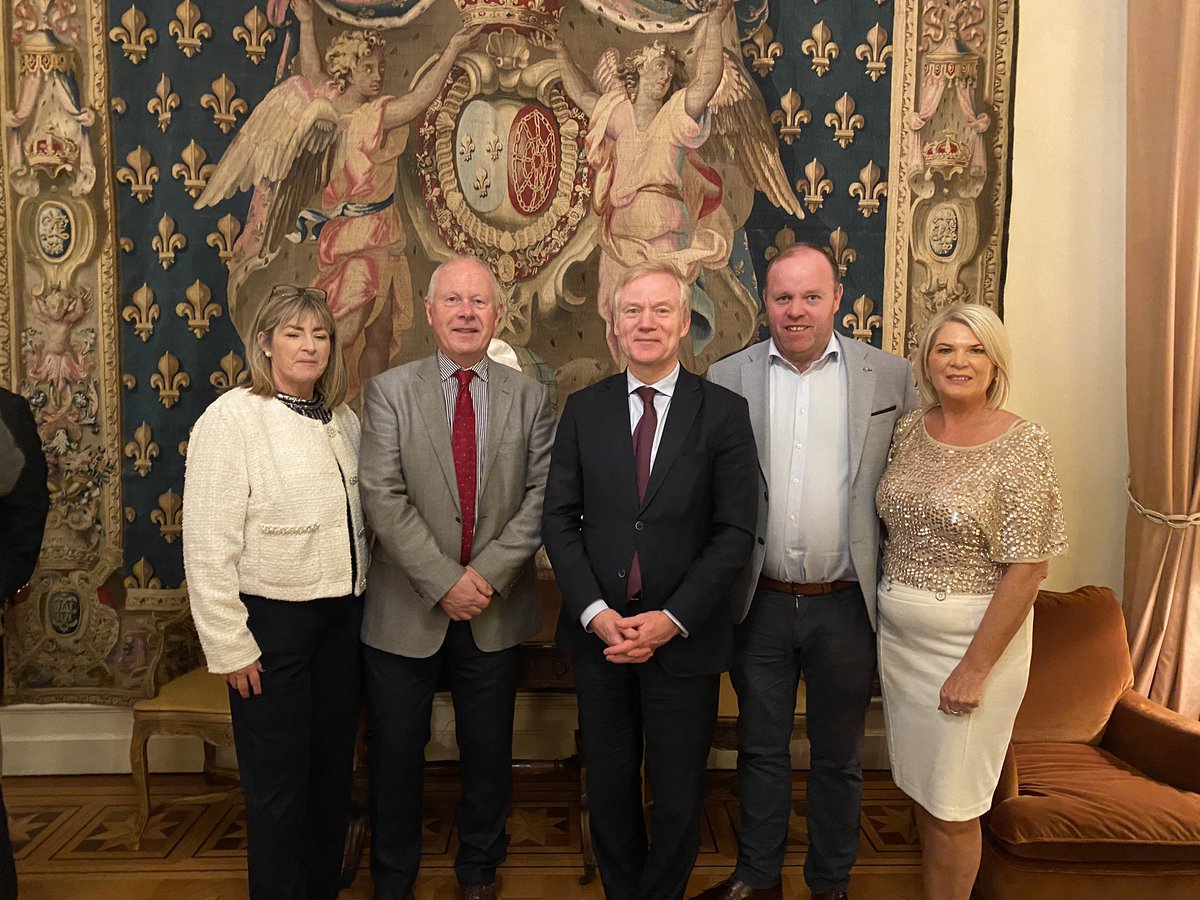 It was my great pleasure to host many actors of the events which took place this year with the commemoration of the 225th anniversary of #TheYearOfTheFrench (1798-2023) and in particular friends from Co. Mayo and Longford. Vive l’amitié franco-Irlandaise ! 🇫🇷🇪🇺🇮🇪