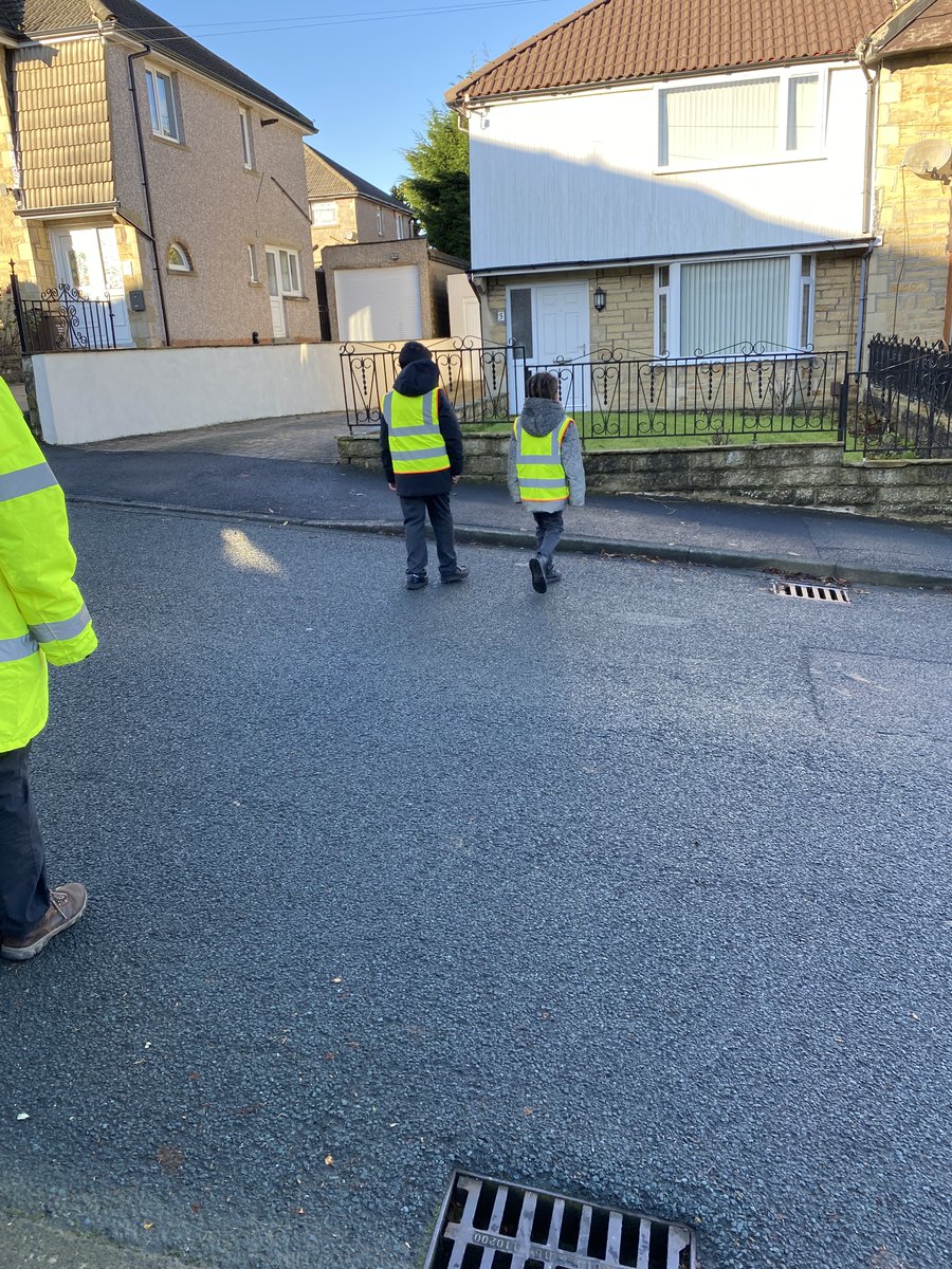 Year 3 enjoyed their first day of pedestrian training on Tuesday. They now know how to cross the road safely. They really impressed their trainer.

@Bradfordmdc
#BDSafeRoads