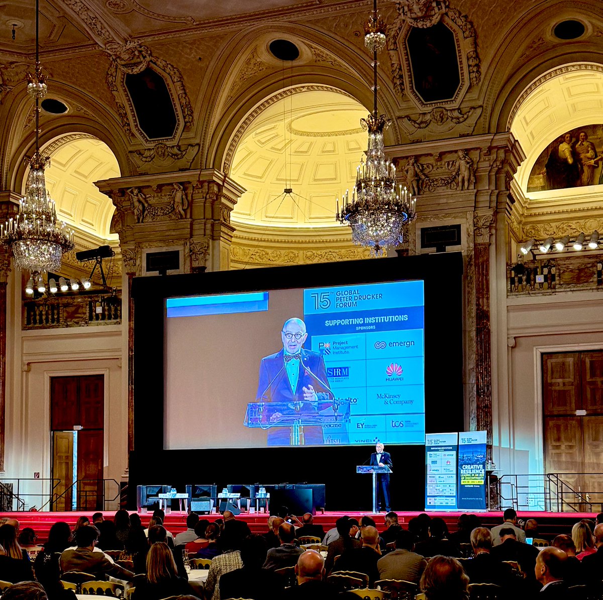 Excited for 2 days @GDruckerForum in Vienna and it’s an honor to chair a panel on Engaging Hearts and Minds in a Change Journey. Thank you @rstraub46 for the invitation. #DruckerForum