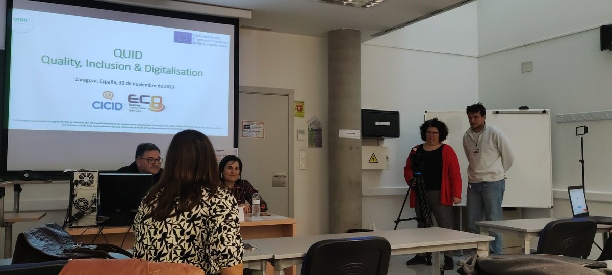 Iniciamos la segunda sesión del X <a href="/congresoCICID/">Congreso CICID</a> con la exposición de Sara Osuna  <a href="/soacedo/">Sara Osuna Acedo</a> de <a href="/SMEMIU_UNED/">SMEMIU</a> <a href="/UNED/">UNED</a> y <a href="/MontielVicente/">Vicente Montiel</a> sobre el proyecto europeo QUID: Calidad, inclusión y Digitalización en la enseñanza escolar <a href="/GICIDUZ/">GICID</a> <a href="/unizar/">Universidad Zaragoza</a>