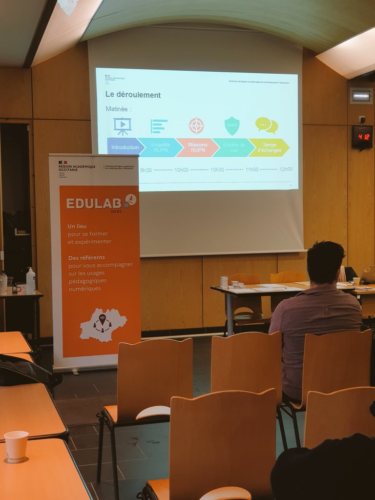 La journée de formation des acteurs du #numérique débute dans toute l'académie <a href="/actoulouse/">Académie de Toulouse</a> . Présentation et ateliers dans le Gers au lycée Pardailhan d'Auch. Bon séminaire ! #EduNum #ADNTlse