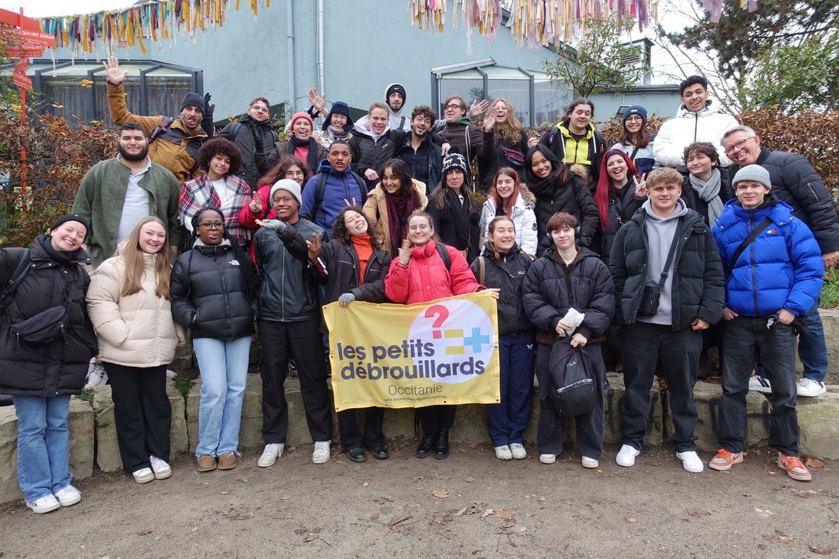🇩🇪🇫🇷Nos jeunes volontaires sont à Cologne pour une semaine d’échange avec les jeunes volontaires de nos homologues allemands de l’association TJFBG.

Gros programme en perspective avec des temps de travail et de conférence sur l'éducation, le volontariat et  l’engagement...