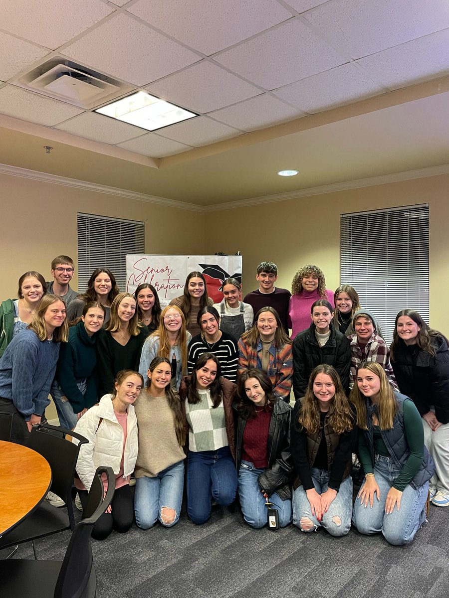 Elon Teaching Fellows tweet media