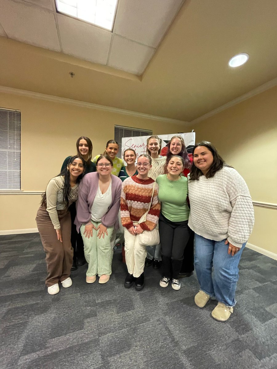 Elon Teaching Fellows tweet media