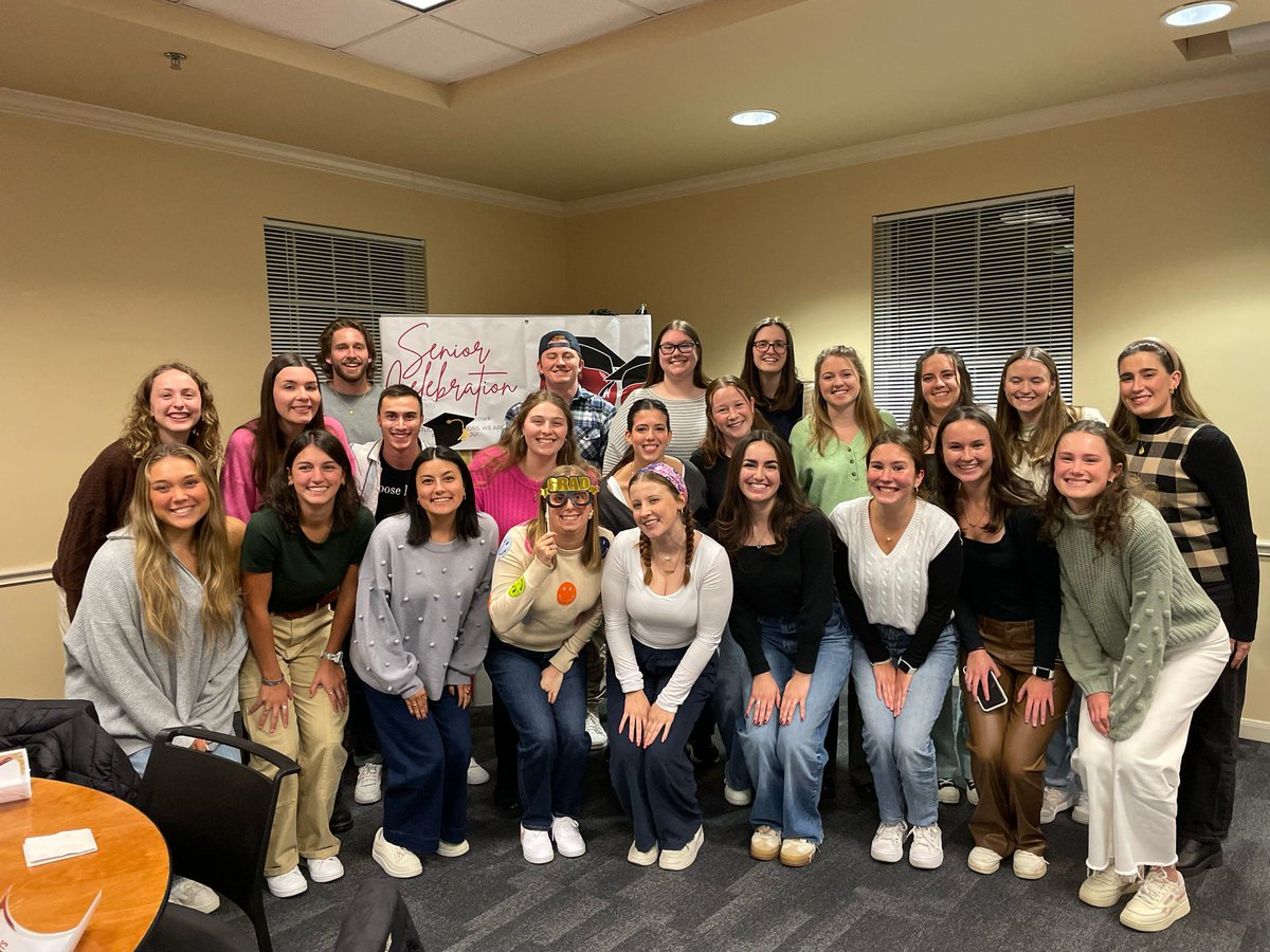 Elon Teaching Fellows tweet media