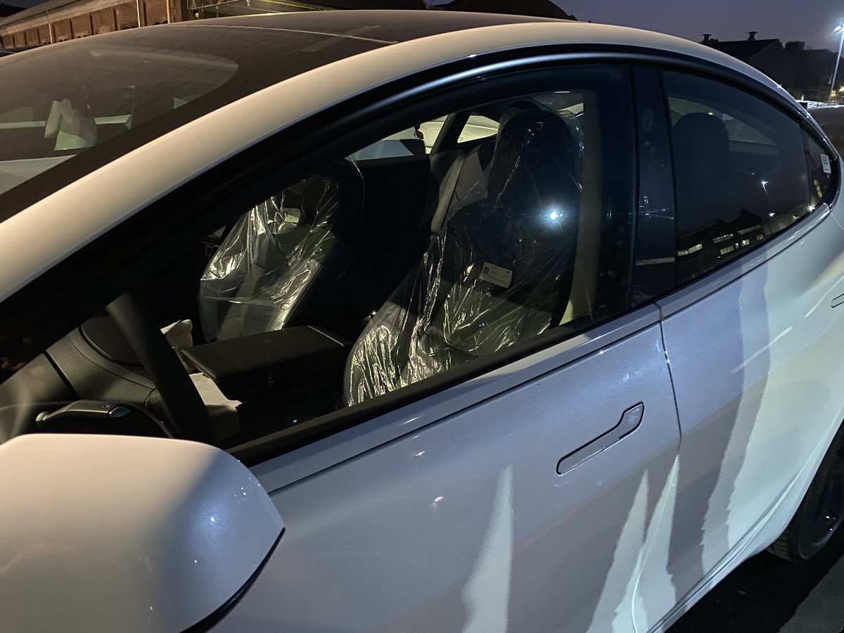 teslamindset's tweet image. 50+ Model 3/Y ready to be picked up in Cologne, Germany!