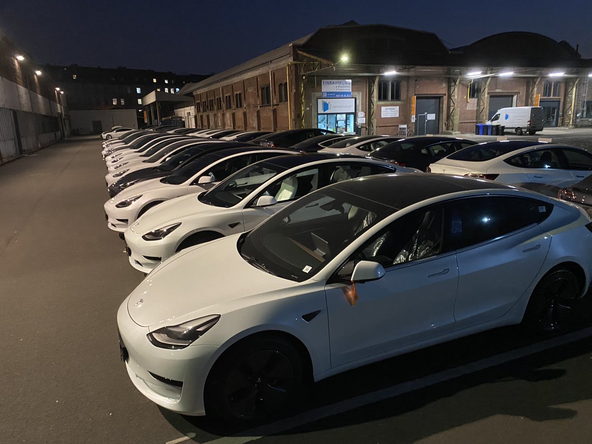 teslamindset's tweet image. 50+ Model 3/Y ready to be picked up in Cologne, Germany!