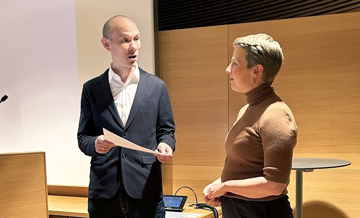 FurFreeAlliance's tweet photo. Today, the Fur Free Alliance joins Finnish leading animal rights organisations at the 🇫🇮 parliament to discuss a #FurFreeFinland. 

A letter urging the parliament to introduce a fur farming ban was handed to MP Jenni Pitko, chairperson of the 🇫🇮 Parliament Animal Welfare Group. https://t.co/FRjG8QDDcn