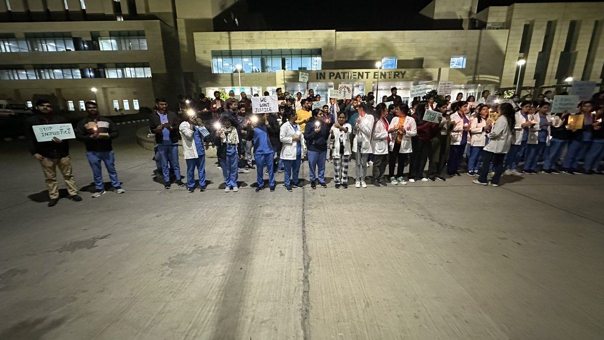 BathindaAbnu's tweet photo. peaceful candle march on 5th day of advocating for Nursing officer’s rights at AIIMS  Bathinda.Let our unity light the way for justice🕯️
@harish_kajla 
@PMOIndia @MoHFW_INDIA 
@mansukhmandviya @AIGNFNURSES @BhagwantMann @aajtak @ndtv @ABPNews #JusticeForAiimsBtiNurses https://t.co/Cq8OscbqCH