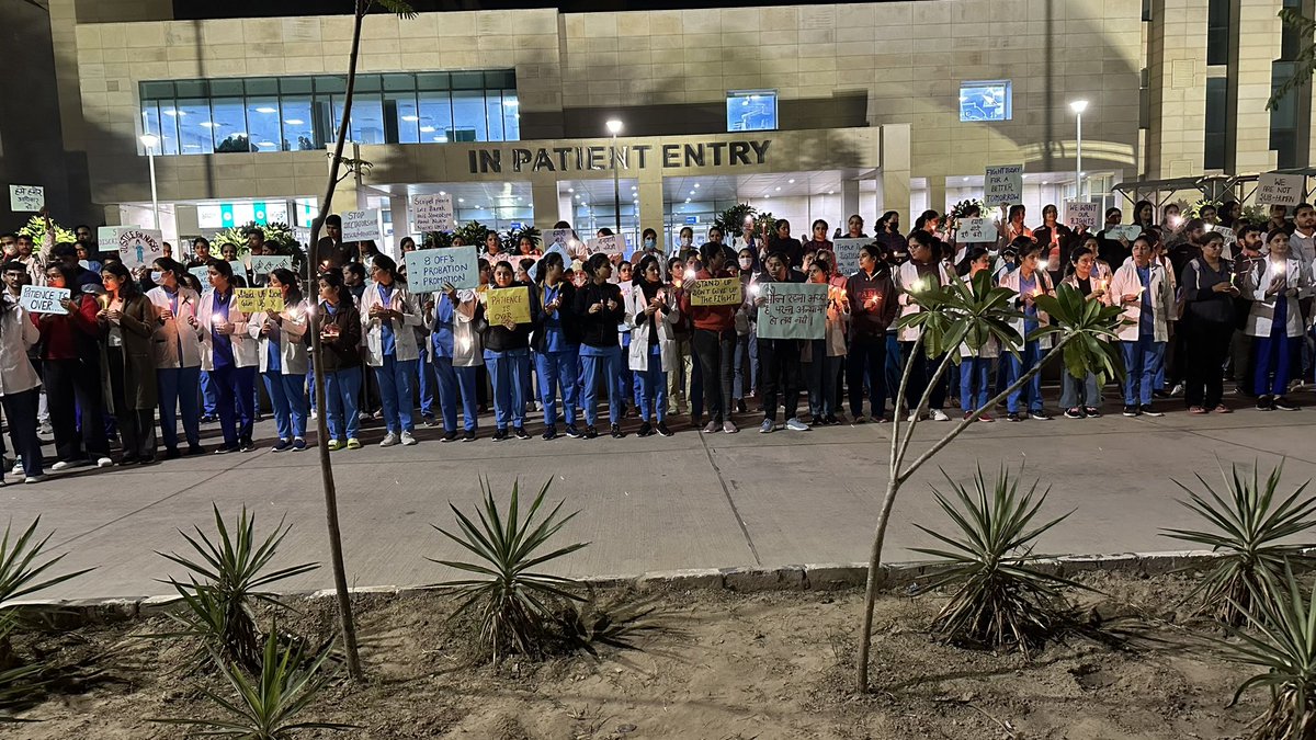 BathindaAbnu's tweet photo. peaceful candle march on 5th day of advocating for Nursing officer’s rights at AIIMS  Bathinda.Let our unity light the way for justice🕯️
@harish_kajla 
@PMOIndia @MoHFW_INDIA 
@mansukhmandviya @AIGNFNURSES @BhagwantMann @aajtak @ndtv @ABPNews #JusticeForAiimsBtiNurses https://t.co/Cq8OscbqCH
