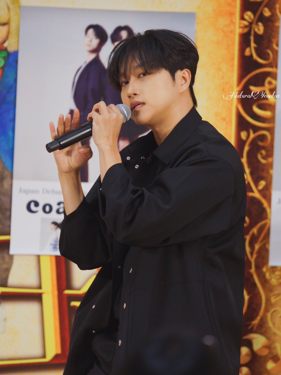 NaturalYeontae's tweet photo. 231129 TowerRecords 카와구치
#CoA #연태 #정연태 #스카이 #SKYE https://t.co/fnp0R5G0P3