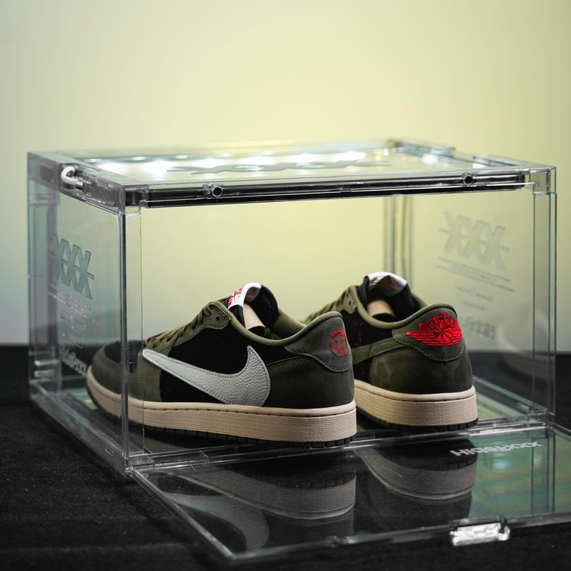 UPPER ✨ tweet media