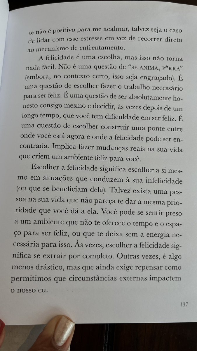 _missgoiaba's tweet photo. As fotos que você tira sem seu rosto são sua estética https://t.co/cIypcLUBaX