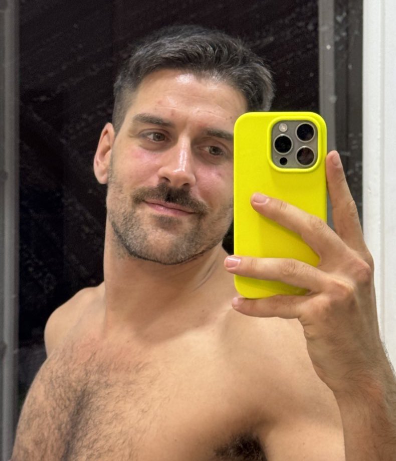 David_Beau's tweet image. A categoria é: rosto (só um)