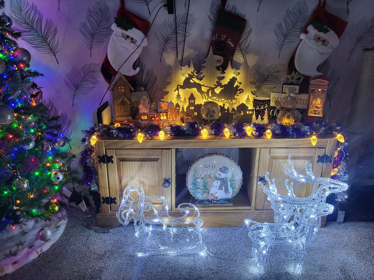 AbbeaMortimore's tweet photo. It's that time of year🎄 https://t.co/RRDn1UzITg