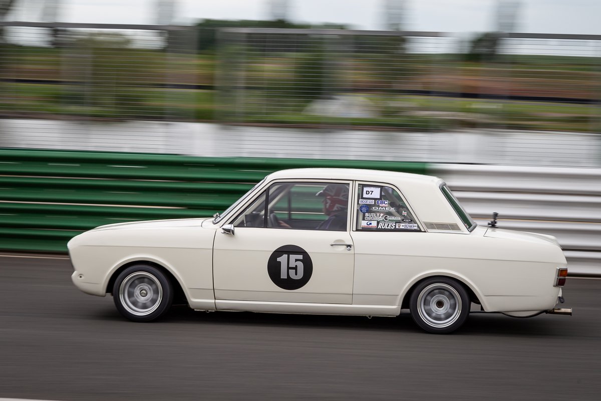 simon_woolley's tweet photo. Chuffed that not only is @FordFestShow back on the calendar for 2024 (September 22) but it's at Mallory Park, too - one of my favourite UK circuits

Got to be Cortina's track debut, I reckon 😎 https://t.co/wgPKYULpSs