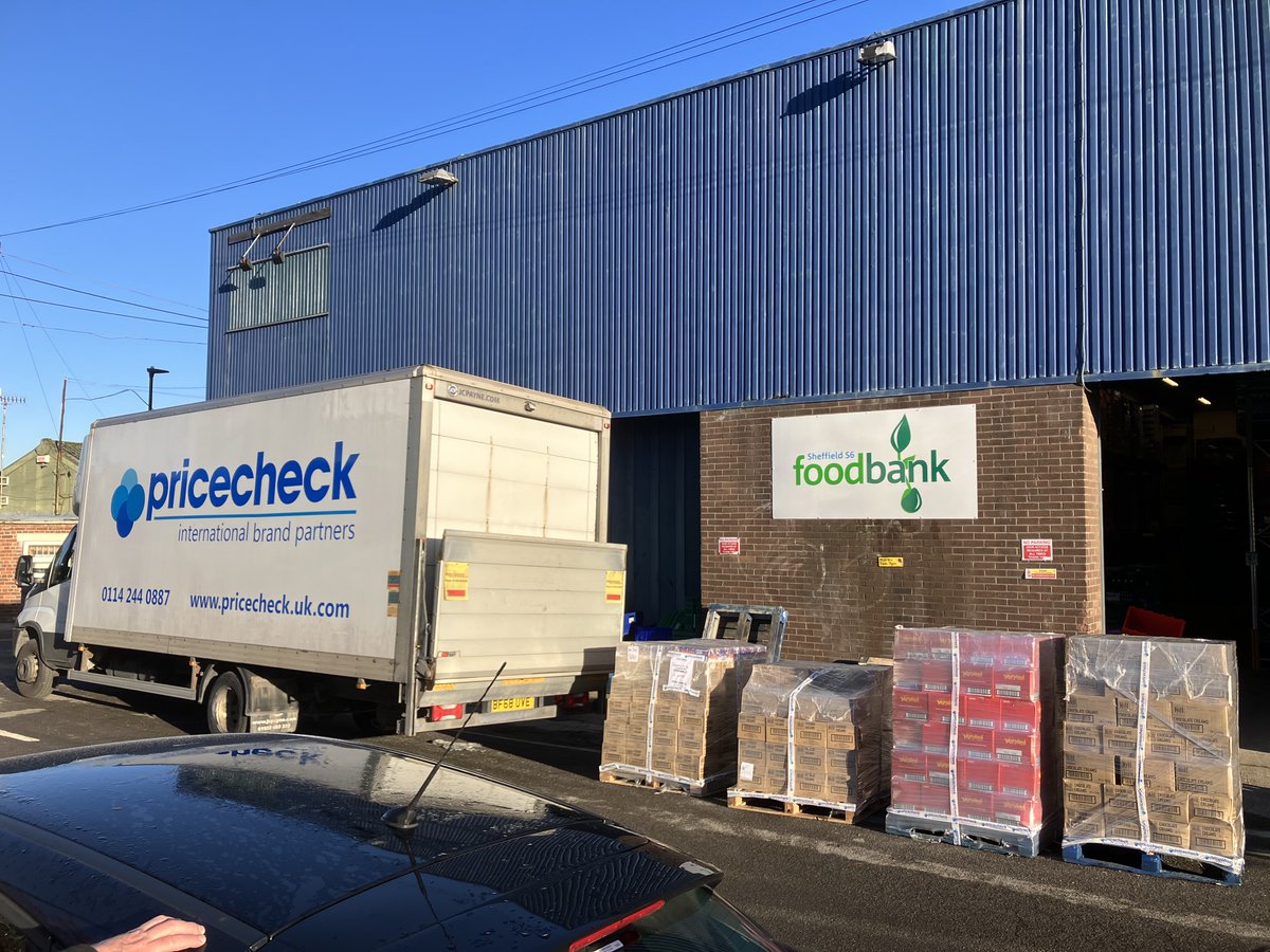 Team @Pricecheck_uk.....you did this! A full pallet, donated and delivered from you to us 💚 

Thank you so much! 

#SupportLocal #Foodbanks