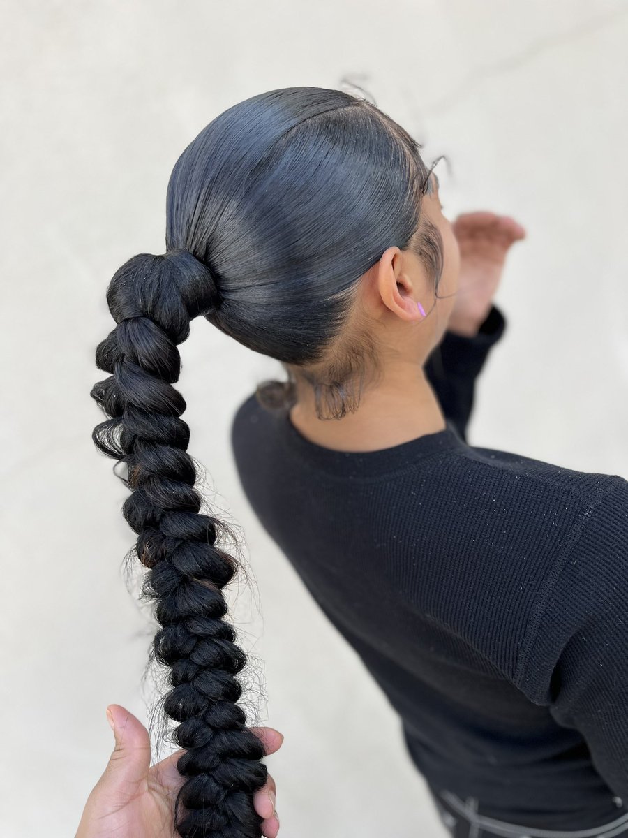 yeah_sabria's tweet photo. Just a lilttle hair dump #barbriidollstouch follow my IG in bio ❣️ https://t.co/wVwiXVxYCA