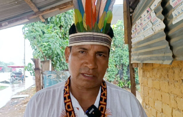 profonanpe_peru's tweet photo. 🚨Lamentamos la muerte de Quinto Inuma, apu de la comunidad kichwa Santa Rosillo de Yanayacu, en San Martín. Él denunció actividades ilegales de taladores y narcotráfico en su territorio.

No más muertes de #DefensoresAmbientales, la protección a sus vidas no puede esperar más. https://t.co/4zwKHA68hs