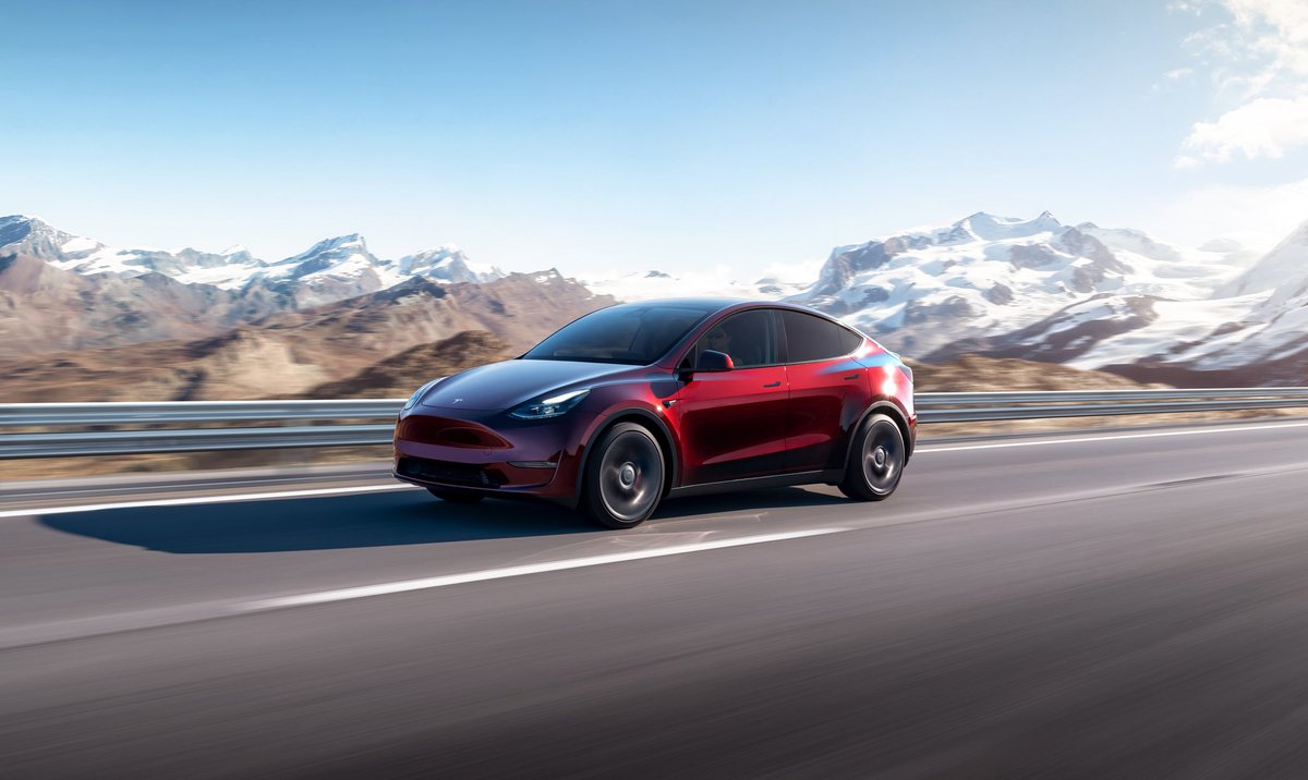 teslamindset's tweet image. The Tesla Model Y topped passenger car sales in Australia.