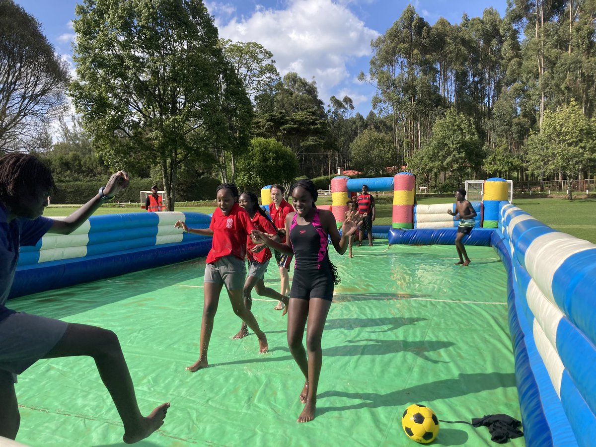 hackman_mrs's tweet image. Happy St Andrew’s Day! Awesome activities organized by the wonderful Mrs Jones! 🙏We were so blessed with the sunshine! ☀️ @St_Andrewsturi @rachelclare85