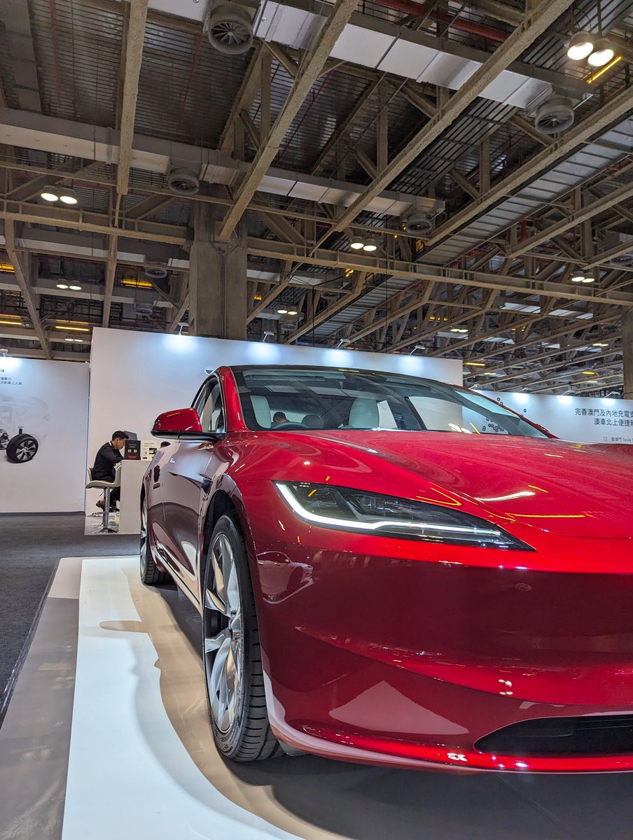 teslamindset's tweet image. The new and upgraded Model 3 is publicly displayed in Macau for the first time
 The public can visit Pavilion ABC at the Venetian Cotai Expo on or before November 12 to be the first to see its updated exterior and experience various interior upgrades, including immersive sound