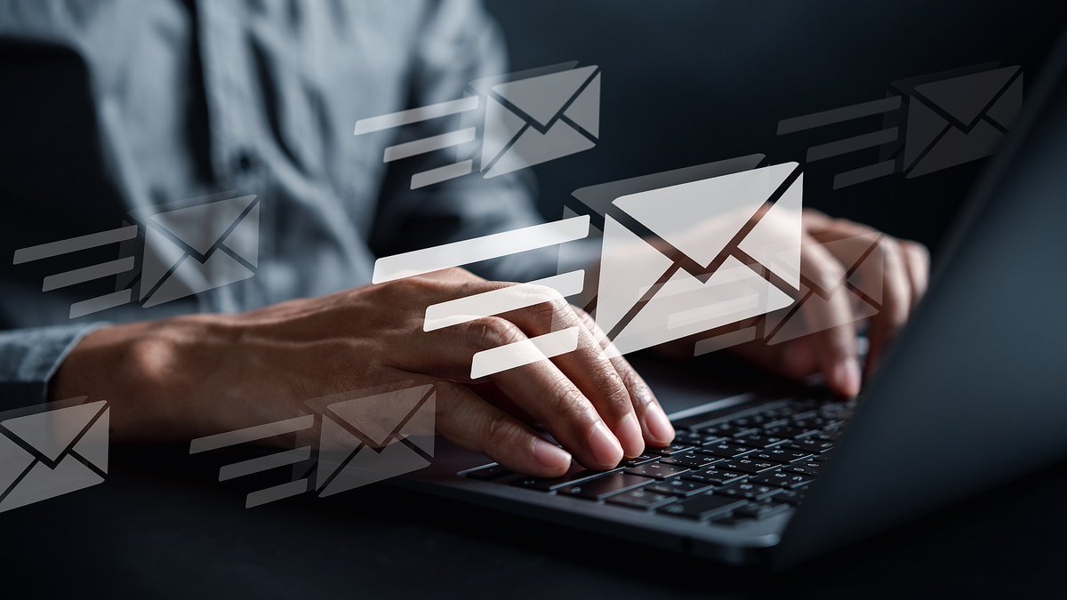 JohnCUInsight's tweet photo. Six fraud trends and the best way to deal with them, plus more in your #DailyEmail from #CUInsight! :: https://t.co/0cL9CFf7Qv #CreditUnions https://t.co/4uq9cCuQU7
