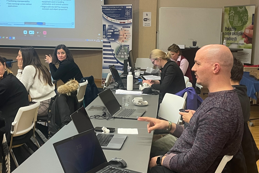 TraceLabsHQ's tweet image. Day 2 at @BUILDCHAIN_HE&apos;s annual partners meet: @BranaRakic discussing our role in the most impactful part of the project - creating a #DKG #DigitalBuildingLogbook. Paving the way for enhanced transparency &amp;amp; trust - key drivers for a sustainable future in construction 🏗️- with…