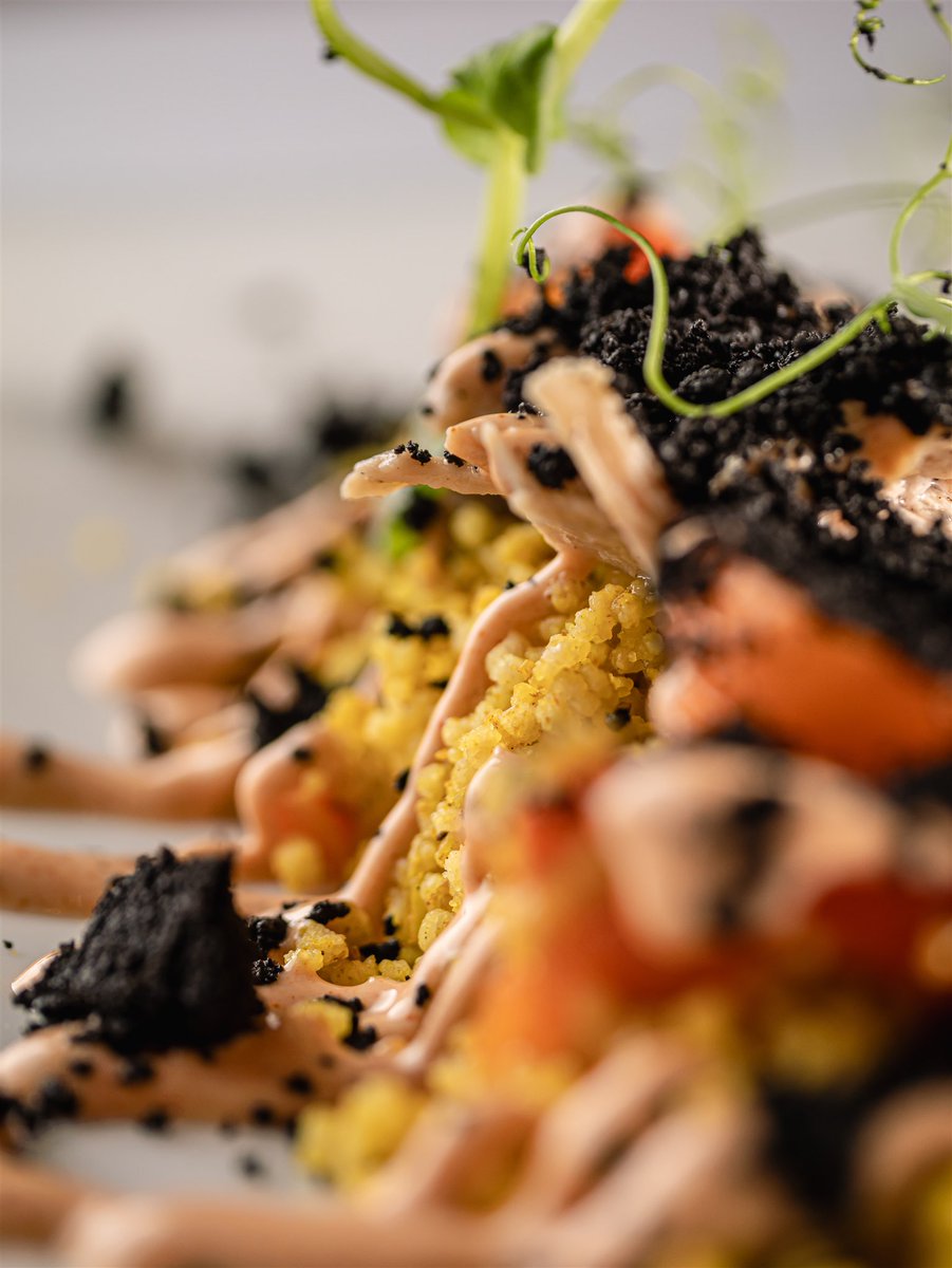 Textura, sabor, color. Una combinación de sabores que te enamora. 

🌟Tabulé Con Codorniz En Escabeche Y Pimientos Asados 

▶️ buryrestaurante.com
📞 626219401

#Buryrestaurante #castillobañosdelaencina #Bañosdelaencina