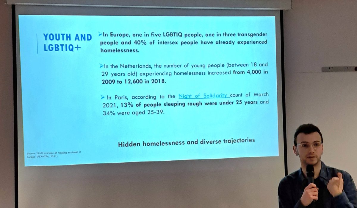 Koko Euroopan väestöstä 2% kokee asunnottomuutta. Euroopan sateenkaariyhteisöstä asunnottomuutta kokee 1/5, transihmisistä 1/3 ja intersukupuolisista 40%. <a href="/FEANTSA/">FEANTSA</a> #asunnottomuus #asuntoensin #LGBTQ