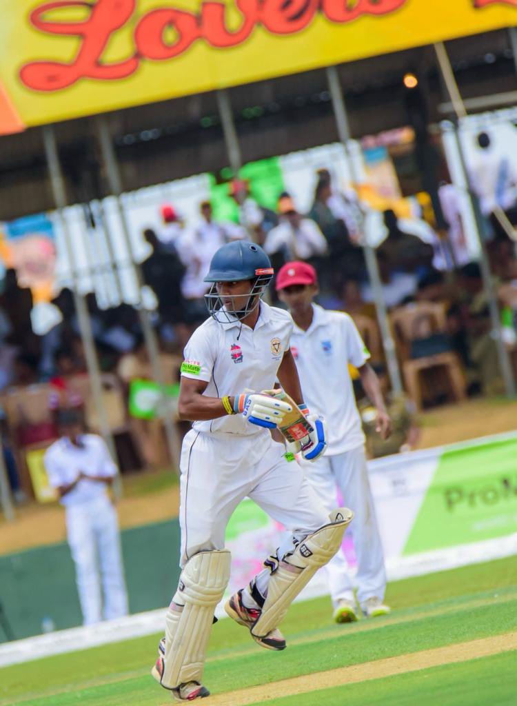 KennyKonnectS's tweet photo. 𝗦𝗜𝗚𝗡𝗜𝗡𝗚 𝗡𝗘𝗪𝗦 | ✍️🇱🇰
Delighted to announce that @HuddCricket Premier League side @bocchudds have signed Sri Lankan batter Vinura Dulsara as their overseas professional for 2024.
Dulsara averages over 35 at first class level to date.
#OverseasPro #Konnect 🤝 https://t.co/KoXMEv1zlM