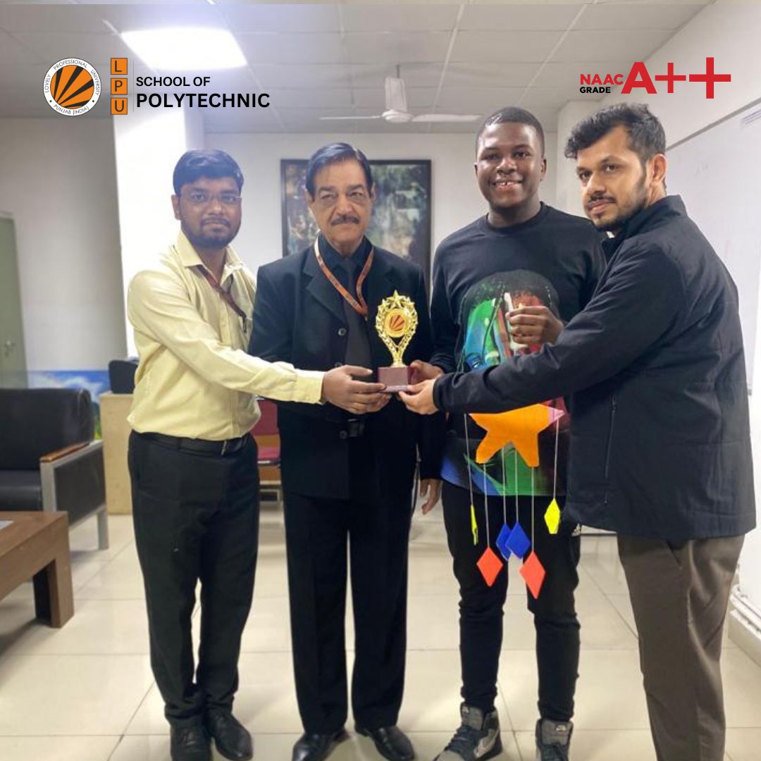 LPUPolytechnic's tweet photo. Award ceremony of Wind Chime competition held at School of Polytechnic, LPU.
#bestpolytechnic #diplomaengineering #lpu https://t.co/S1b9mgf4yI