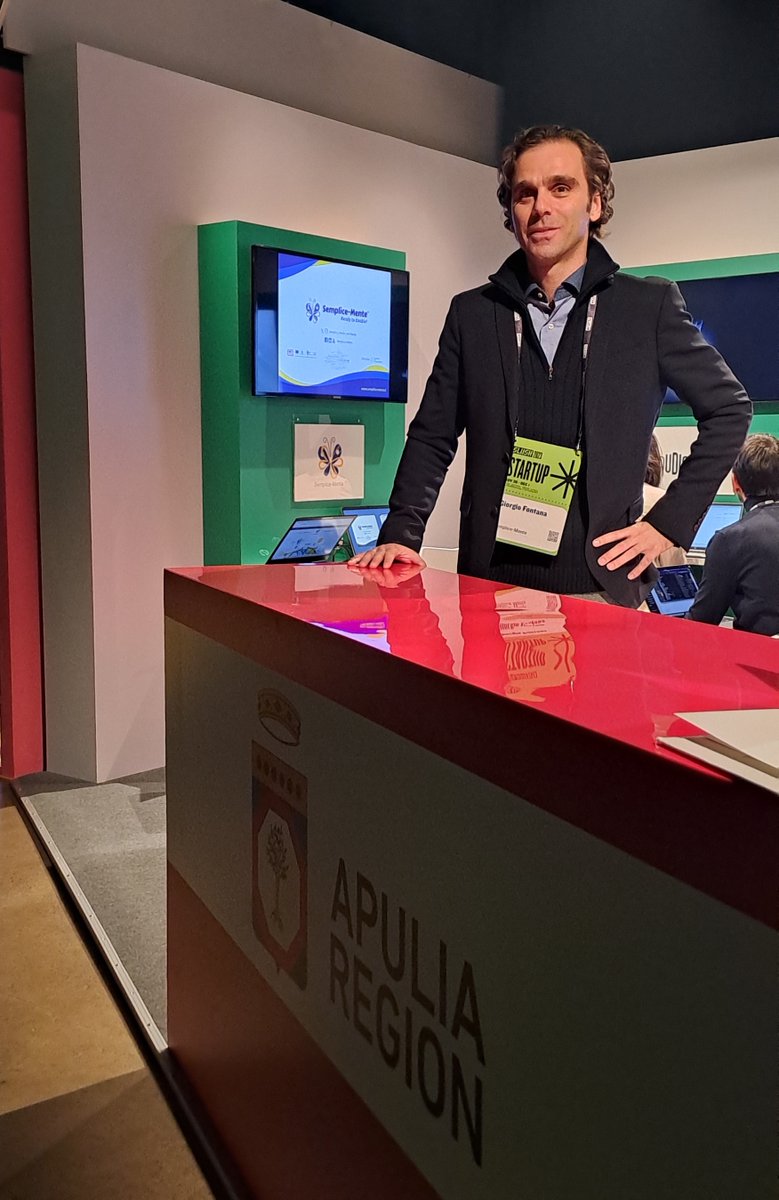 _Semplice_Mente's tweet photo. 🔥 It is a #pleasure and an #honor to represent our #Regione Puglia at the event of the year dedicated to start-ups: #Slush.  In a snowy #Helsinki ❄ ...Semplice-Mente is #ready_to_enable!

🦋 https://t.co/9iVUd5pY3b 🦋
#innovazione #consulenza #formazione #slush2023 #helsinki https://t.co/QkOjcJLBme