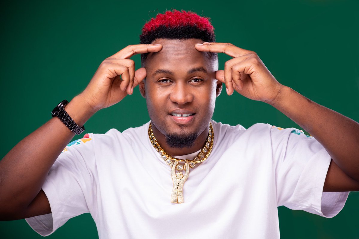 NuYorkdastyla's tweet photo. #NKUTEKAYO new music 🎶 coming soon #mumuleke https://t.co/ZAtr2bQvmR