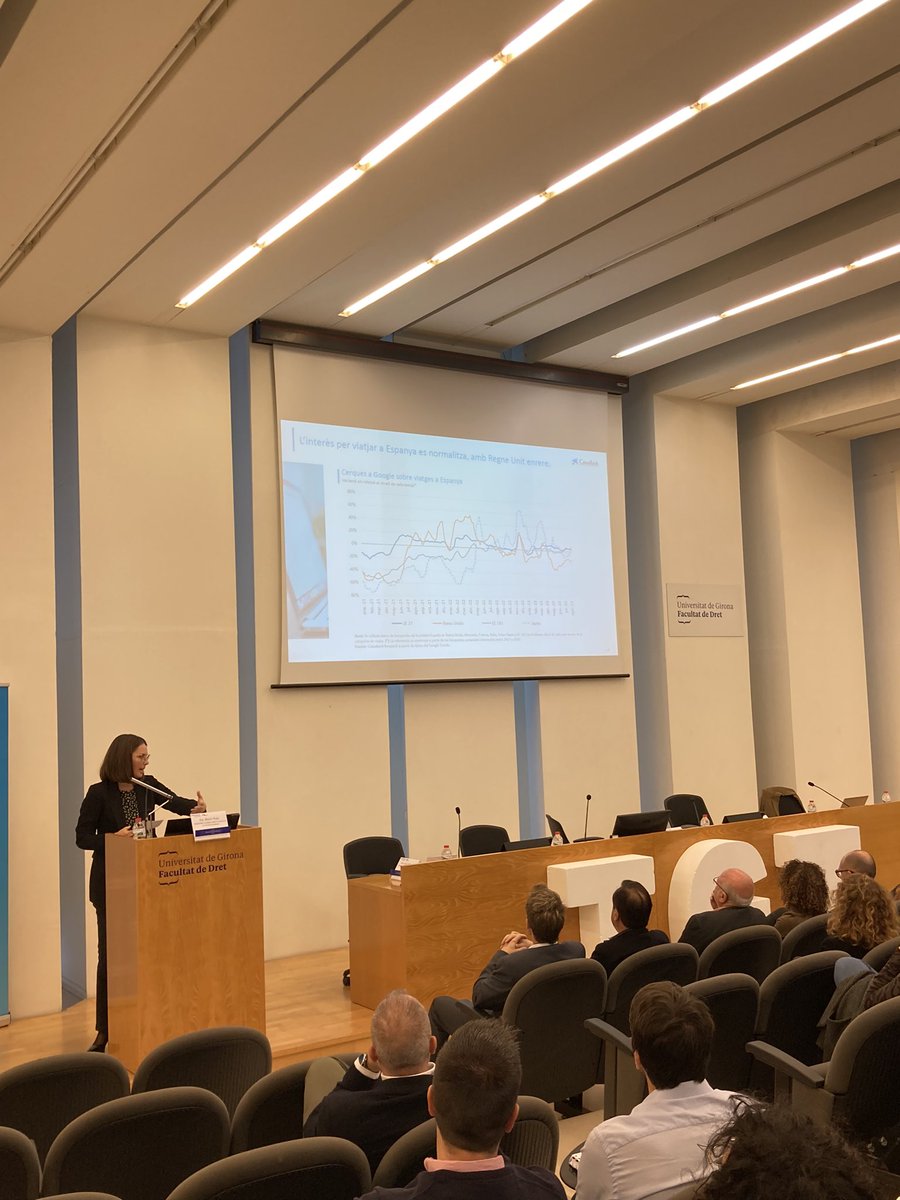 Iniciem la jornada de Valoració de la temporada turística del 2023 a les comarques gironines. Amb <a href="/JordMarti/">Jordi Martí</a> <a href="/jordimasquef/">Jordi Masquef Creus</a> de <a href="/DiputacioGirona/">Diputació de Girona</a> i Roser Prats de <a href="/caixabank/">CaixaBank</a>
