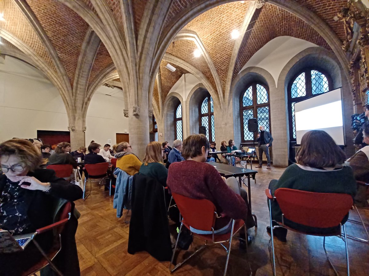 Jonathan Moskovic (@jonmoskovic) on Twitter photo Et si un réseau belge 🇧🇪 de la #participation voyait le jour? A l'initiative de <a href="/MPubliques/">Missions Publiques</a>, des expert·es, fonctionnaires et praticien·nes de la participation citoyenne se sont retrouvés pour discuter de l'opportunité du lancement d'un tel réseau. Et si un réseau belge 🇧🇪 de la #participation voyait le jour? A l'initiative de <a href="/MPubliques/">Missions Publiques</a>, des expert·es, fonctionnaires et praticien·nes de la participation citoyenne se sont retrouvés pour discuter de l'opportunité du lancement d'un tel réseau.