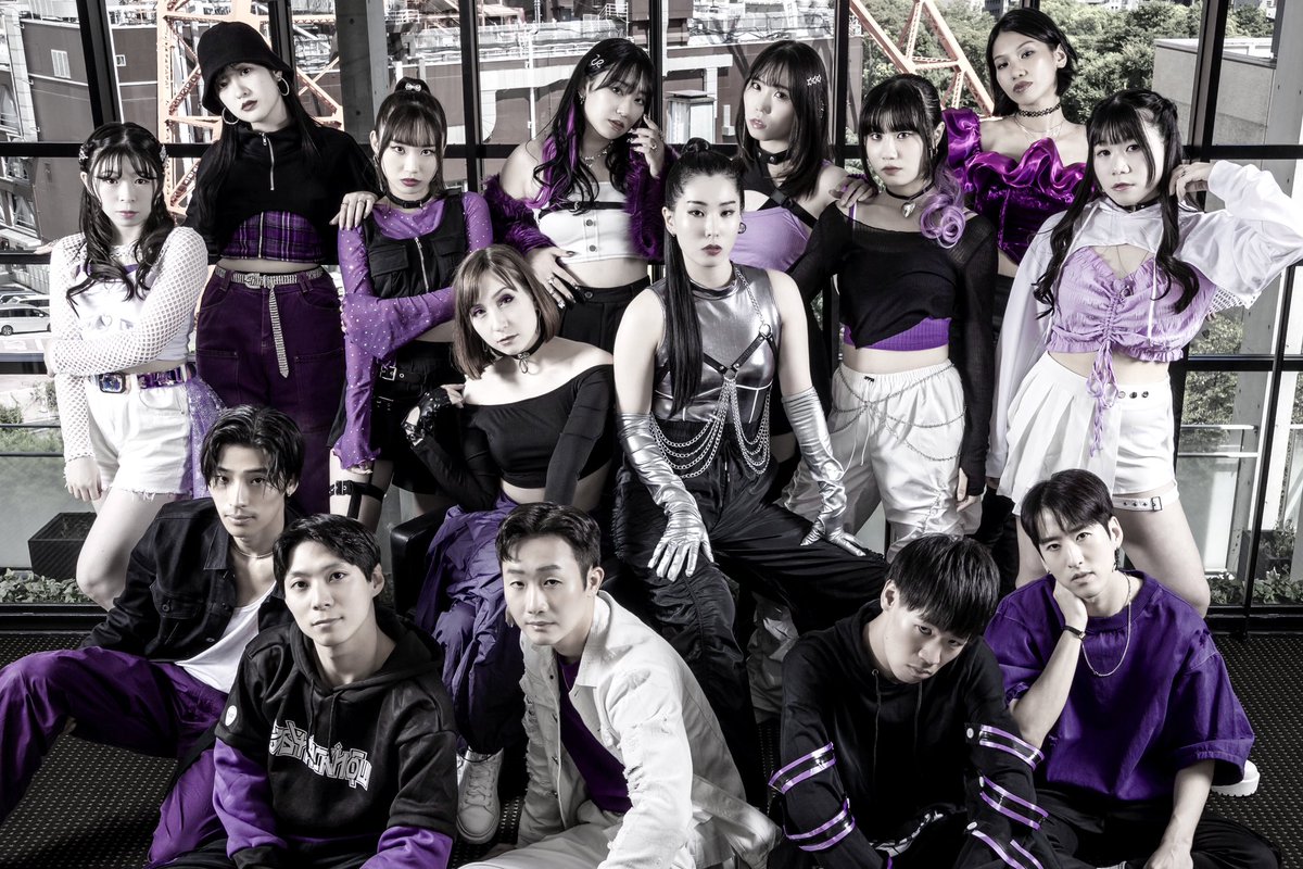 glow_of_tokyo's tweet photo. ■━━━━━━━━━━━━■
　　　2nd digital single
              DIAMOND VEIL
■━━━━━━━━━━━━■

リリースはいよいよ明日！！！！！

#GlowofTokyo #アテンダントユニット #東京タワー #tokyotower #オリジナルソング #新曲 #2ndsingle #DIAMONDVEIL #dance #vocal #guitar https://t.co/1Zr6ygbAxI