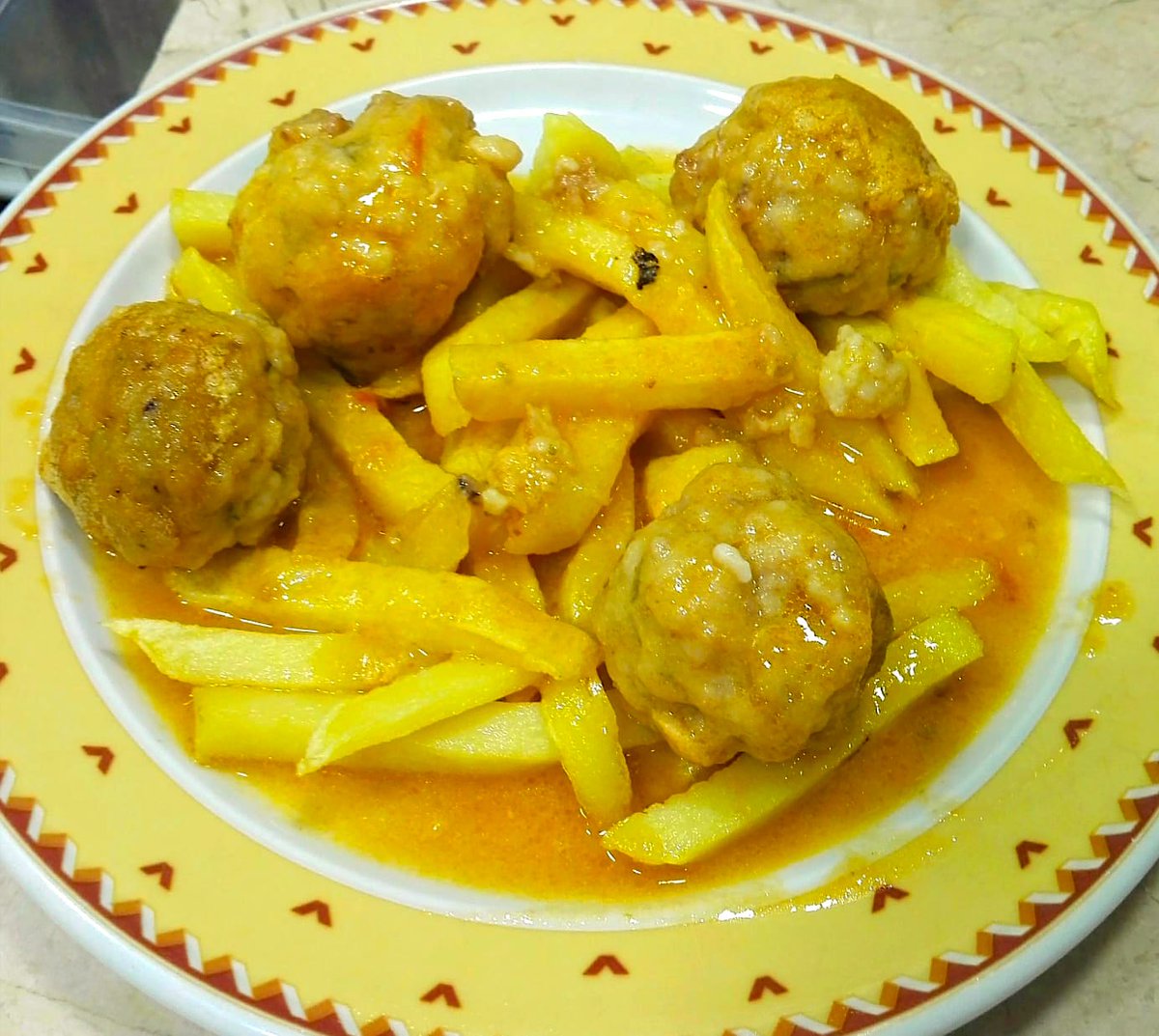 BarJuanJose's tweet photo. 😋 Uno de nuestros clásicos: albóndigas de choco.

📞 959 26 38 57
📌 C/Villamundaka, 1 - Huelva https://t.co/HbIjrnhwBE